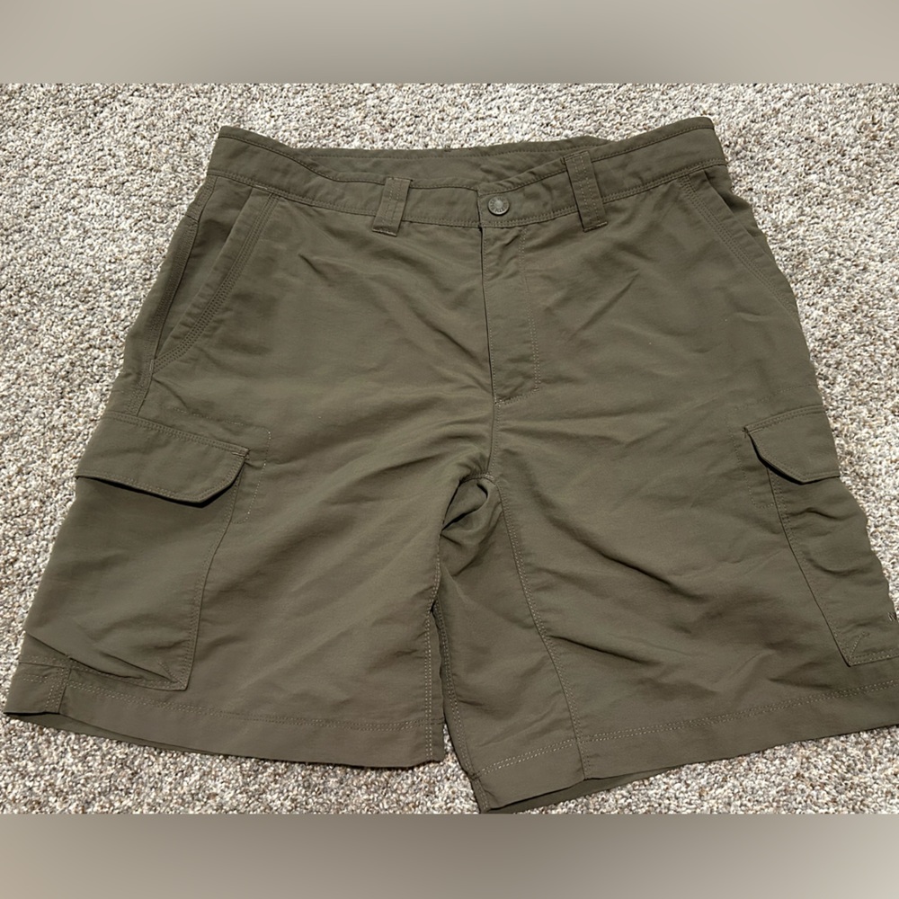 The North Face Olive Hiking Shorts Men’s Lightweight Outdoor Trail Utility